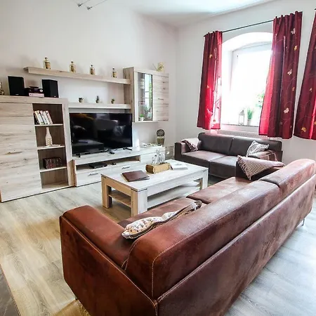 Kattl Comfortable Holiday home Weissenstadt